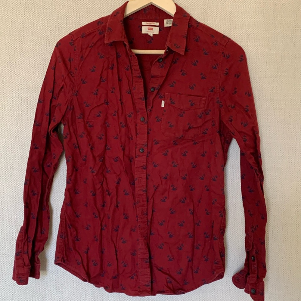 Levi’s Tailored Fit Button Down